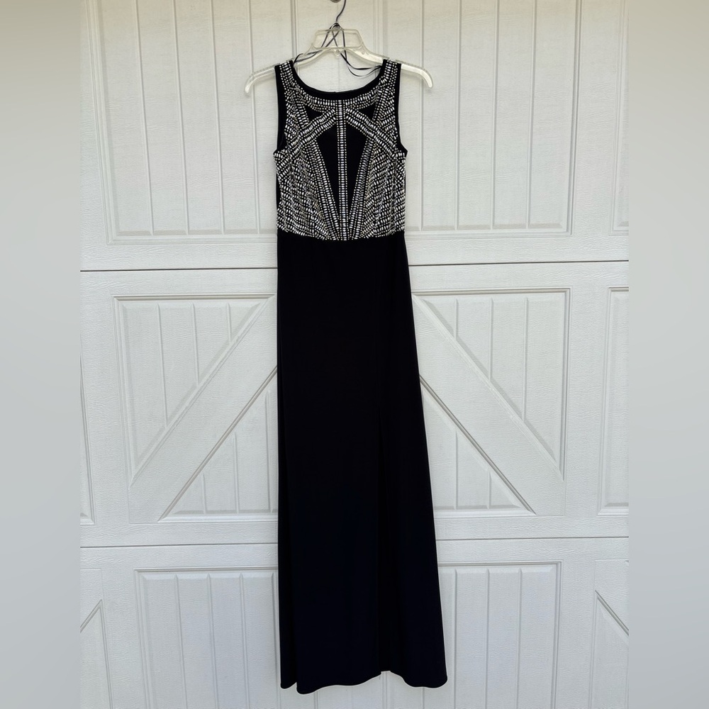 Ignite Evenings Black Beaded Formal Maxi Gown Size 6 Art Deco